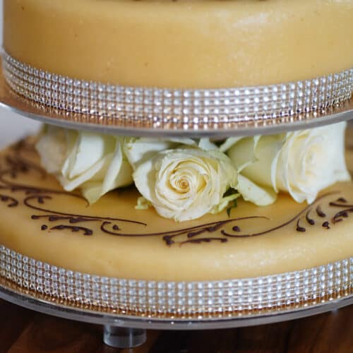 Delana's Cakes: 4 Tier Butter Iced Wedding Cake with Fresh Roses