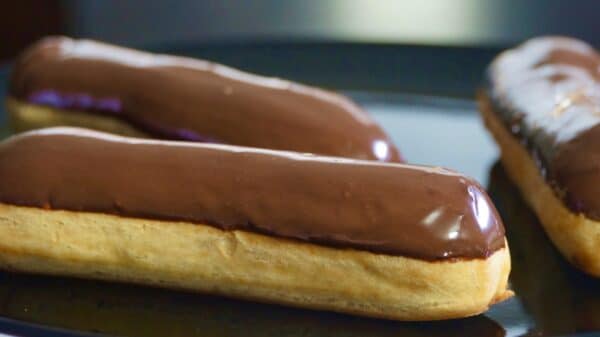 Chocolate Eclair - Bruno Albouze - French cooking Masterclass
