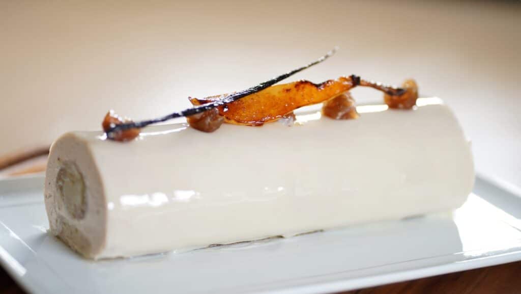 bruno albouze pear chestnut yule log