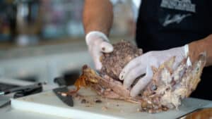 carving capon step 4