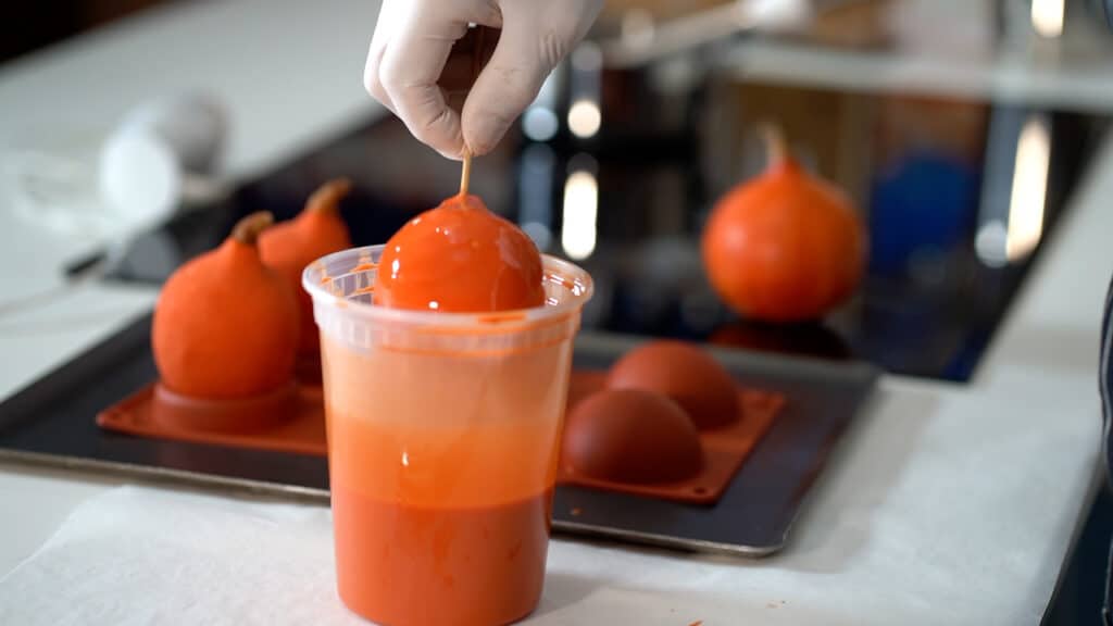 glazing pumpkin dessert