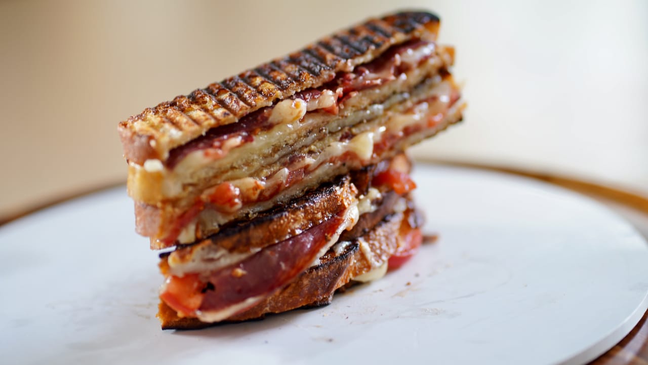 grilled ham and cheese bocadillos