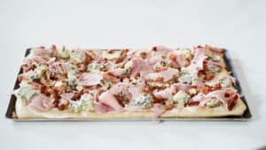 Mascarpone Lardon Gorgonzola Pizza