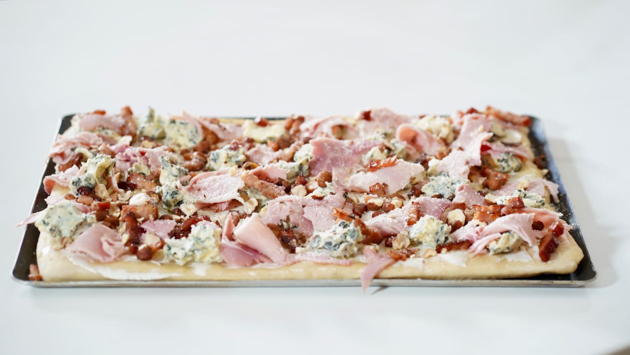 Mascarpone Lardon Gorgonzola Pizza