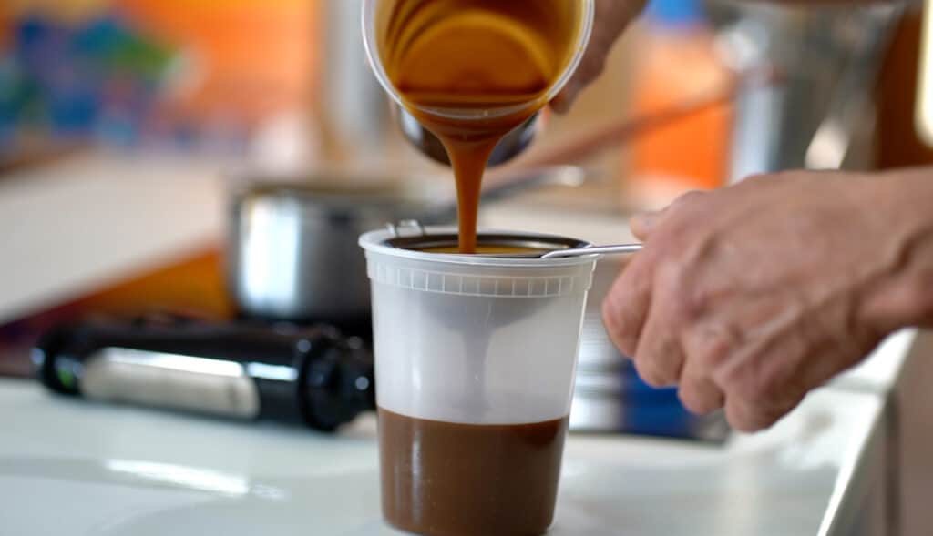 sieving mirror coffee glaze