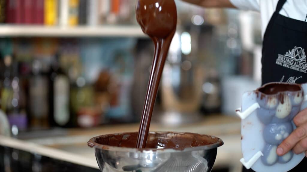 tempering dark chocolate