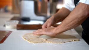 cutting pastry for tartlets