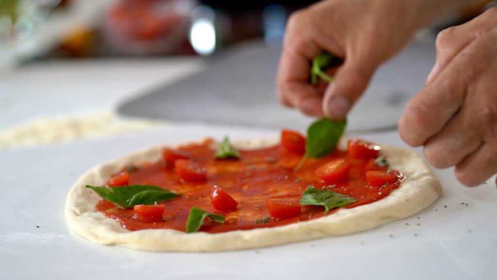 Neapolitan margherita pizza