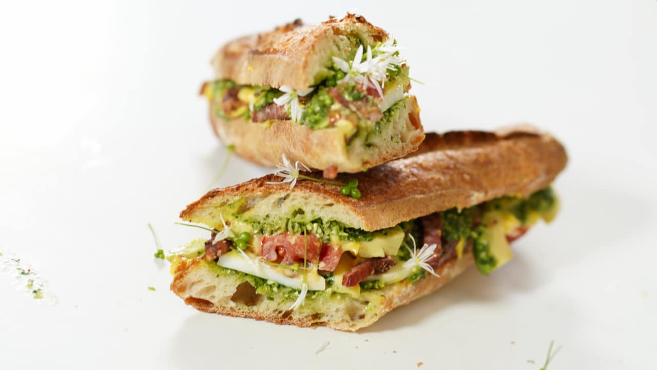 wild garlic pesto BLT