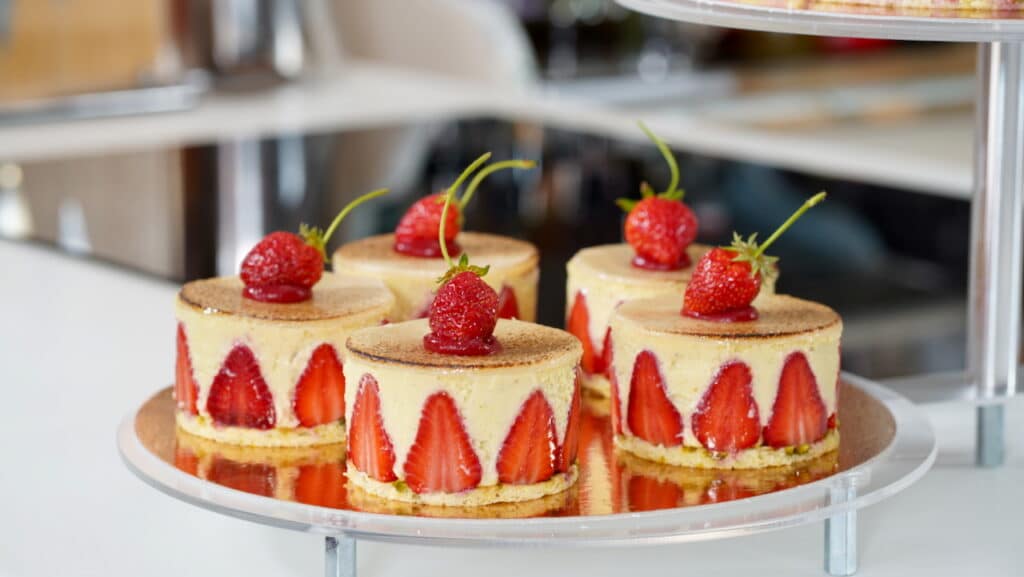 individual pistachio fraisier cakes