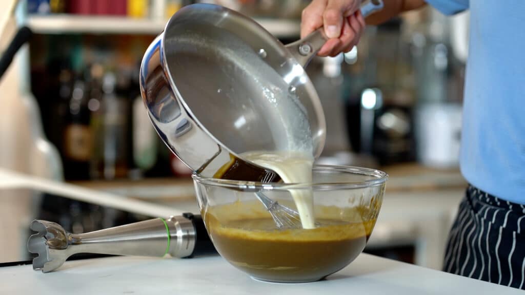 pistachio mirror glaze