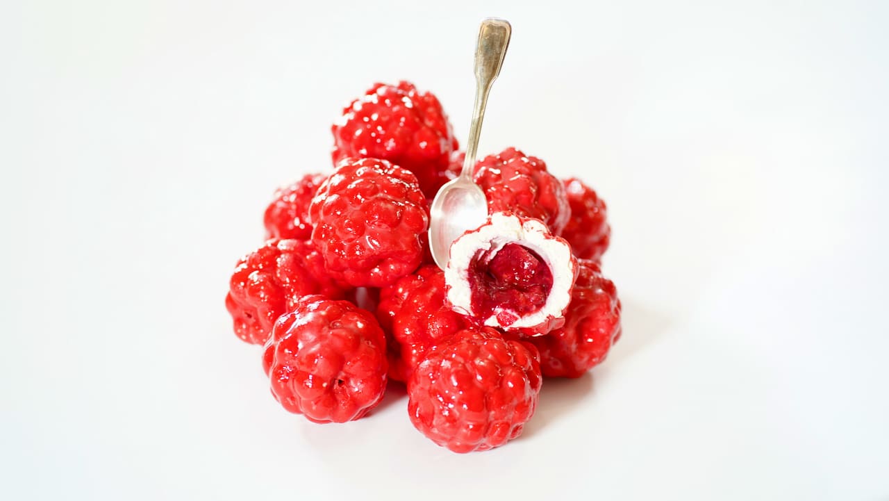 raspberry trompe l'oeil dessert thumbnails
