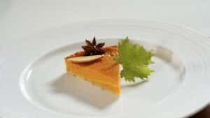red kuri pie slice