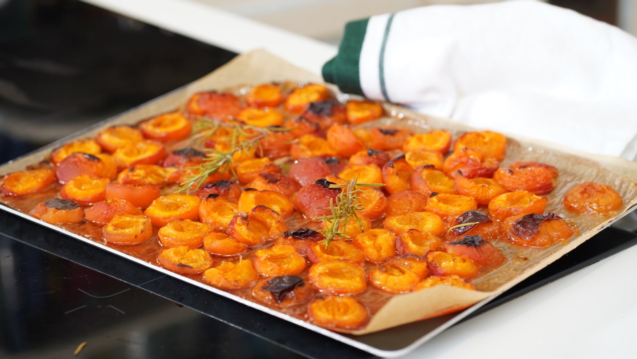 roasted apricot