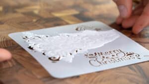 royal icing using stencil