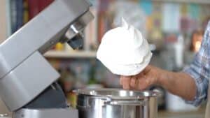 stiff peaks stage meringue