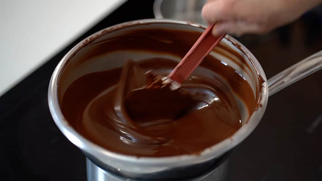 Tempering dark chocolate