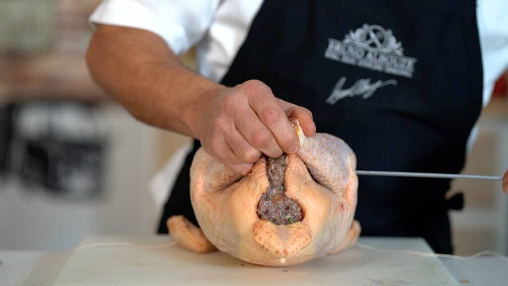 trussing capon step 4